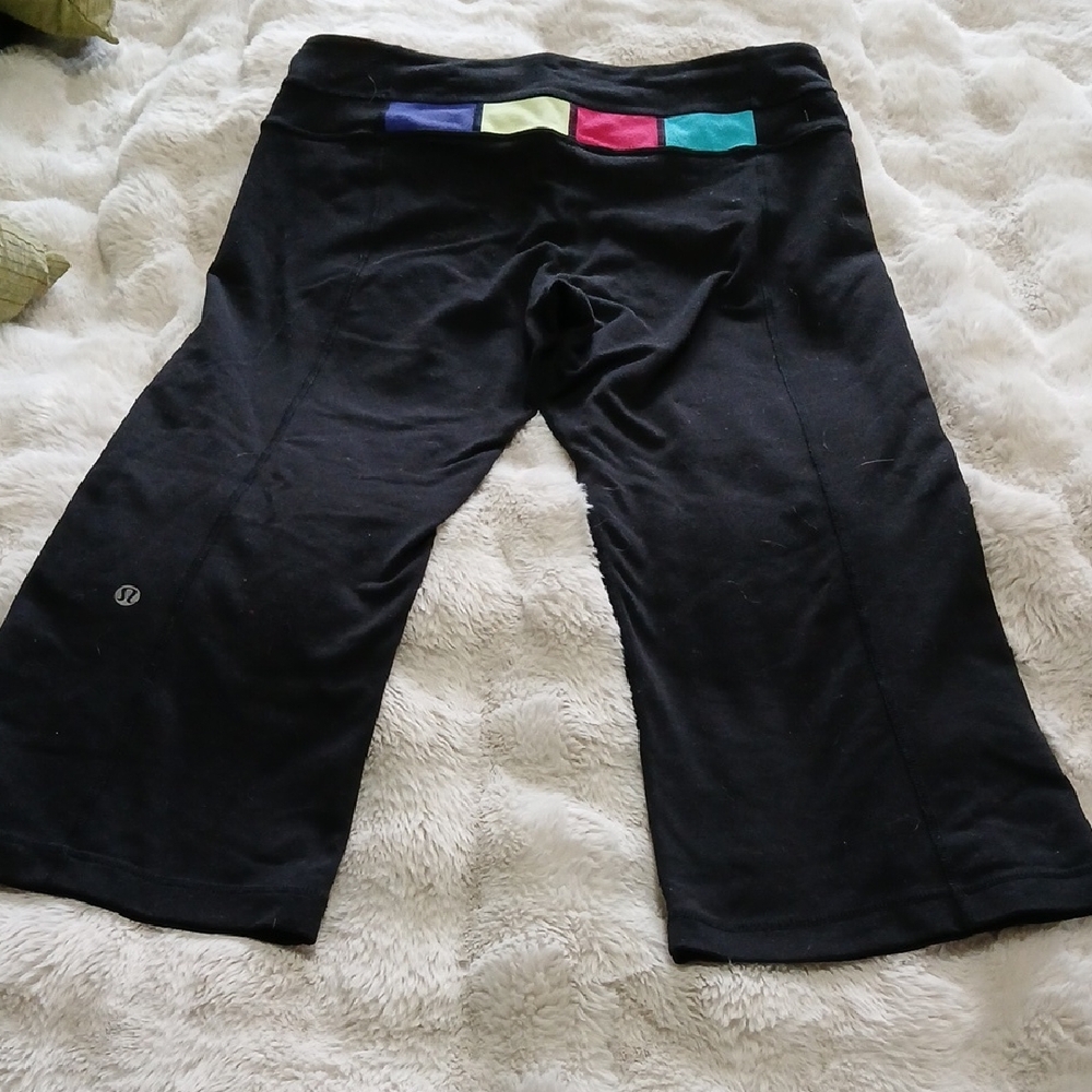 Lululemon Athletica Black Joggers with Multicolor Waistband Reversible